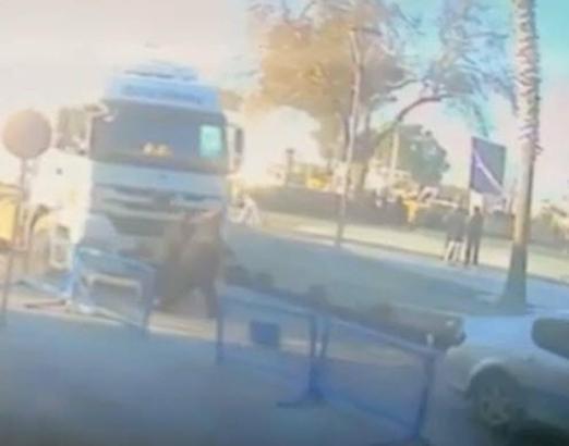İzmir'de 2 yayanını öldüğü kaza kamerada