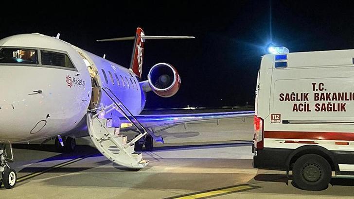 Şırnak'ta 2 bebek, ambulans uçak ile İstanbul'a sevk edildi