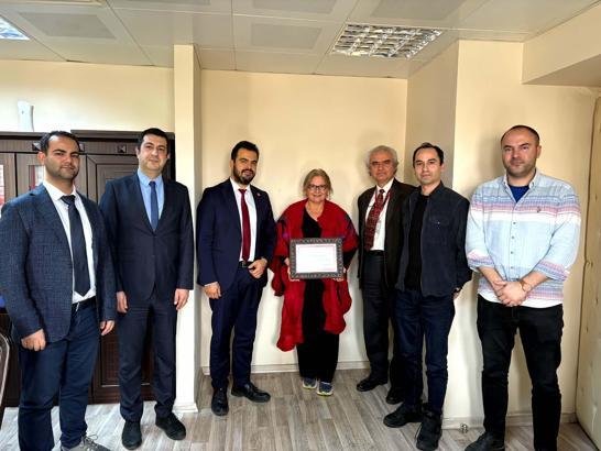 İzmir'e 'Sağlığı Geliştiren Belediye' unvanı