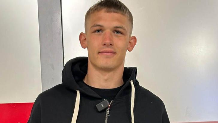 Trabzonspor’un prensipte anlaştığı Ukraynalı forvet Danylo Sikan, Trabzon’a geldi