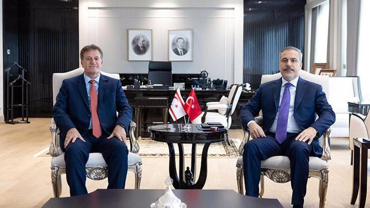 Bakan Fidan, KKTC Bayındırlık ve Ulaştırma Bakanı Arıklı ile görüştü