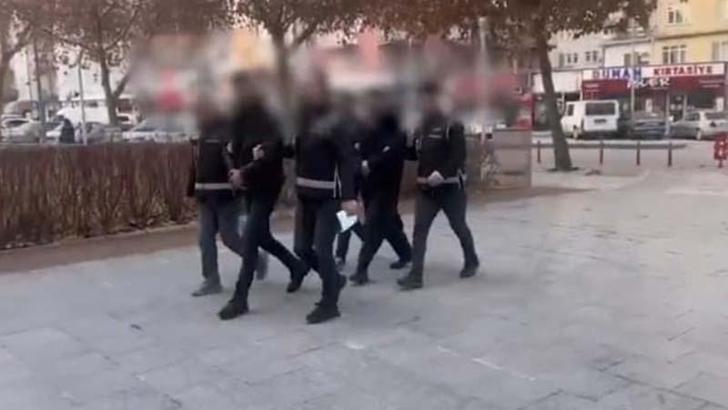 Kırşehir'de kaçak silah ticaretine 7 gözaltı