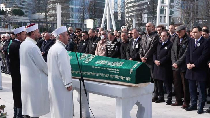 İstanbul- Kartalkaya'da hayatını kaybeden Defne Arkadaş İnal ve kızları son yolculuğuna uğurlandı