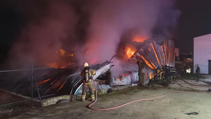 Bursa'da fabrikada korkutan yangın