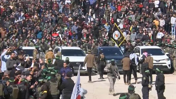 Hamas, 4 İsrailli kadın esiri Kızılhaç'a teslim etti