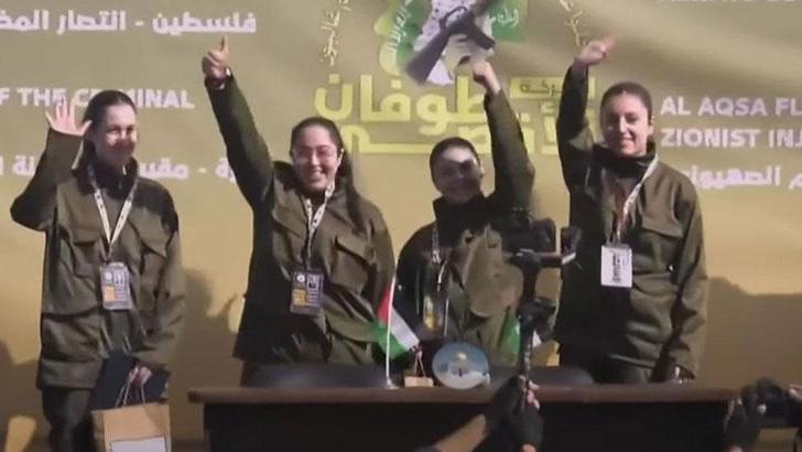 IDF, serbest bırakılan 4 İsrailli kadın asker esiri teslim aldı