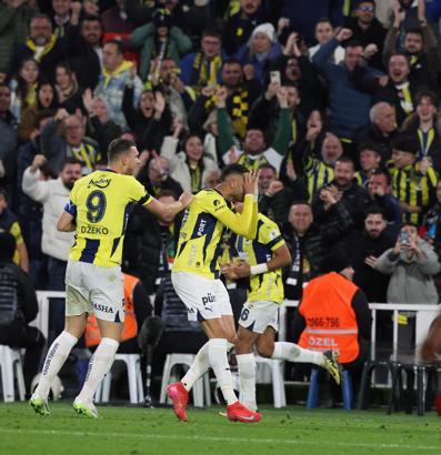 Fenerbahçe, Göztepe’yi 9 dakikada bulduğu 3 golle geçti