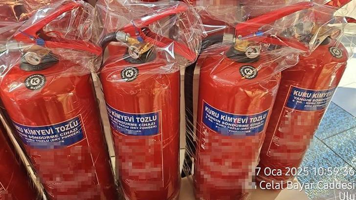 Bursa'da fahiş fiyata yangın tüpü satan 10 iş yeri hakkında işlem yapıldı