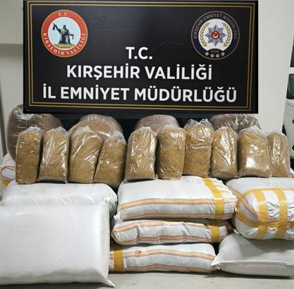 Kırşehir'de 700 kilo kaçak tütün ele geçirildi