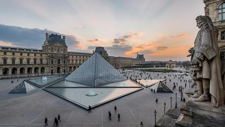Louvre Müzesi yenilenme sürecine girecek