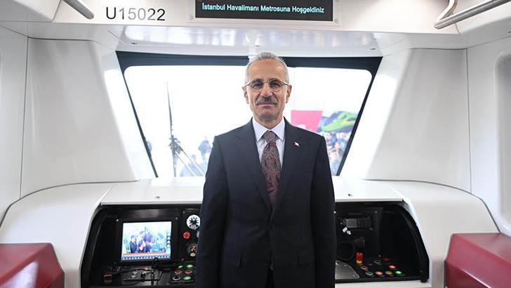 Bakan Uraloğlu: Gayrettepe-İstanbul Havalimanı-Arnavutköy metrosunda 15,6 milyon yolcu taşındı