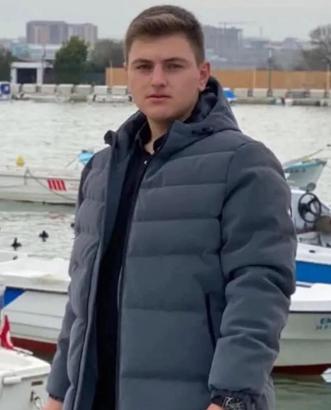 İstanbul - Silivri'de 5'inci kattan kafasına kalas düşen inşaat işçisi öldü