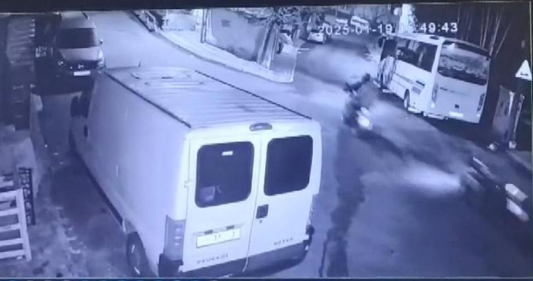 İstanbul- Ataşehir'de haraç almak için iş yeri kurşunlayan şüpheliler kamerada
