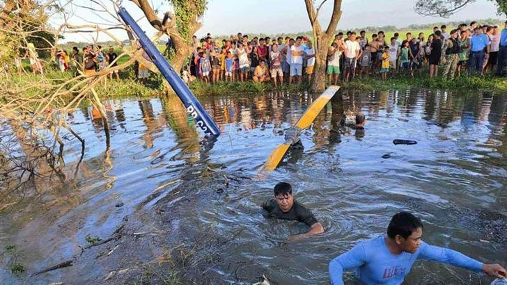 Filipinler'de helikopter düştü