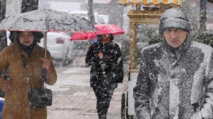 AKOM: İstanbul'a kar geliyor