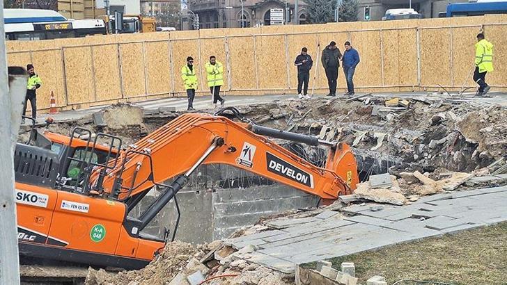 Ankara'da Yüzüncü Yıl Meydanı'nda göçük