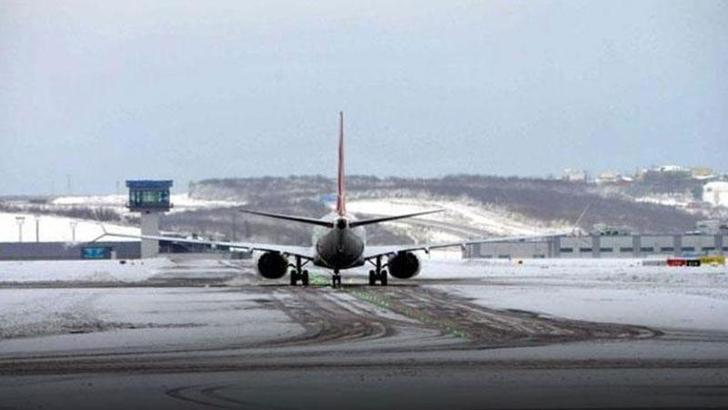 İstanbul ve Sabiha Gökçen Havalimanlarında kar tedbirleri