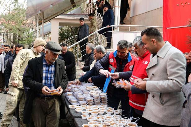 Van'da çığ şehitleri için mevlit düzenlendi