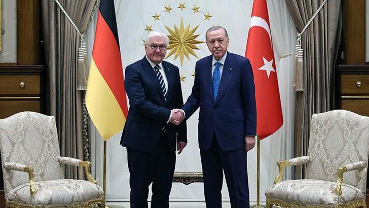 Cumhurbaşkanı Erdoğan, Alman mevkidaşı Steinmeier ile bir araya geldi