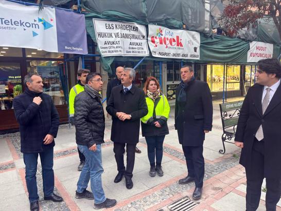Vali Sezer'den sokak sağlıklaştırması çalışmalarının devam ettiği Saraçlar Caddesi'nde inceleme