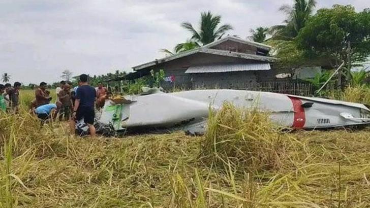 Filipinler’de küçük uçak düştü: 4 ölü