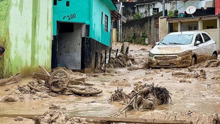 Brezilya'da şiddetli yağışların yol açtığı selde 7 kişi hayatını kaybetti