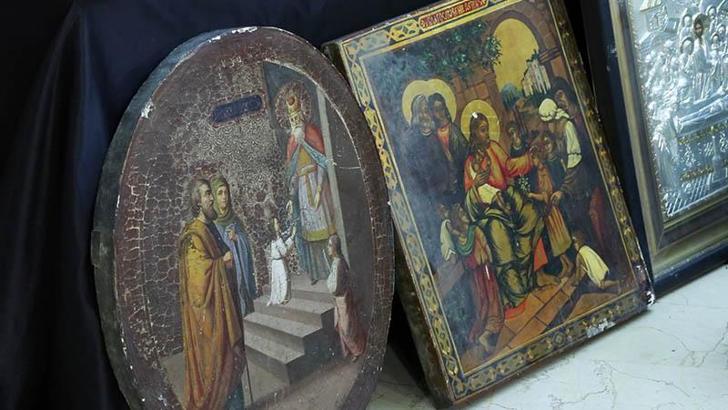 Fatih ve Küçükçekmece'de tarihi eser operasyonu: 931 obje ele geçirildi