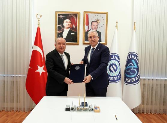 Ege Üniversitesi ile İŞKUR arasında 'İŞKUR Gençlik Programı' protokolü imzalandı