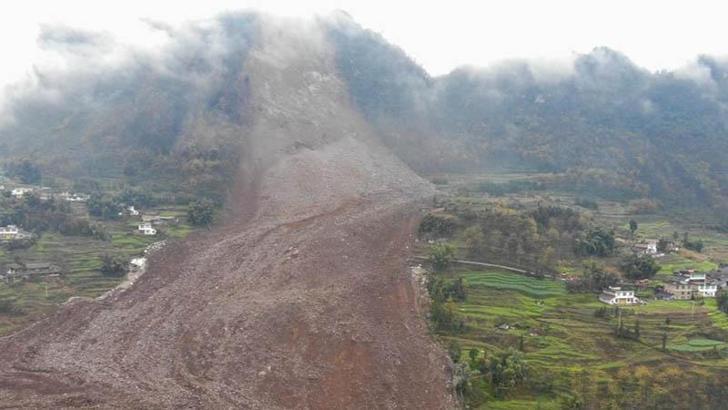 Çin'de heyelan: 30 kişi kayıp
