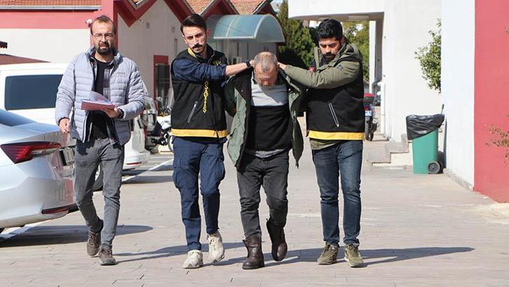 Adana'da pompalı tüfekle arkadaşını öldüren şüpheli tutuklandı