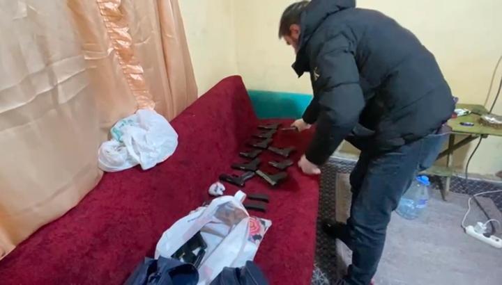 İstanbul - Gaziosmanpaşa’da silah ticareti operasyonu: 12 tabanca ele geçirildi