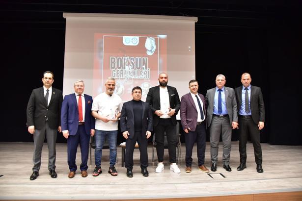 ‘Kayıp Madalyon’ kitabının imza gününde Bilgehan Demir’den hayranlarına Muhammed Ali ile ilgili şaşkınlık yaratan video