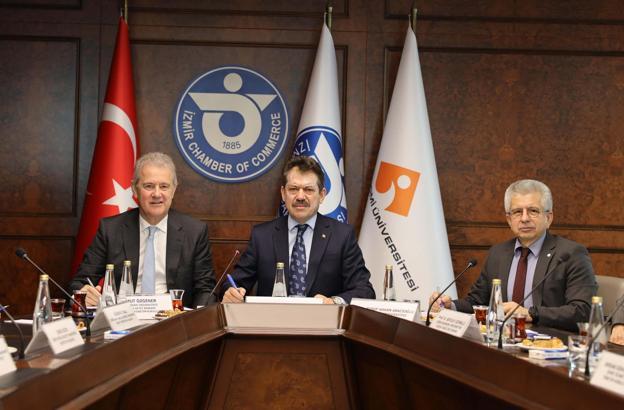İzmir'de 3 kurumdan 'hukuk eğitimi' için güç birliği