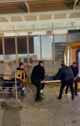 İzmir'de pazarcı iki grup arasında silahlı yer anlaşmazlığı kavgası: 6 yaralı