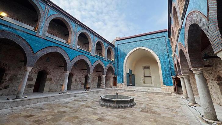 748 yıllık Gök Medrese'nin restorasyon çalışmalarında sona gelindi