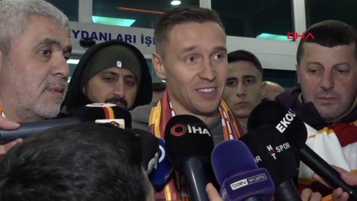 Galatasaray'ın yeni transferi Przemyslaw Frankowski İstanbul'da