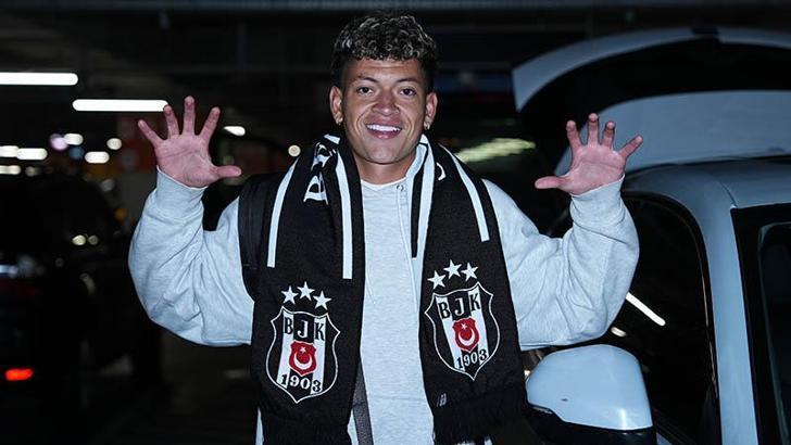 Elan Ricardo, Beşiktaş için İstanbul’da
