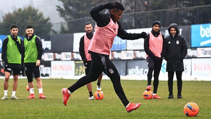 Beşiktaş'ta yeni transfer Keny Arroyo, ilk antrenmanına çıktı