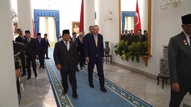 Cumhurbaşkanı Erdoğan, Endonezya'da 'Yüksek Düzeyli Stratejik İşbirliği Konseyi İlk Toplantısı'na katıldı