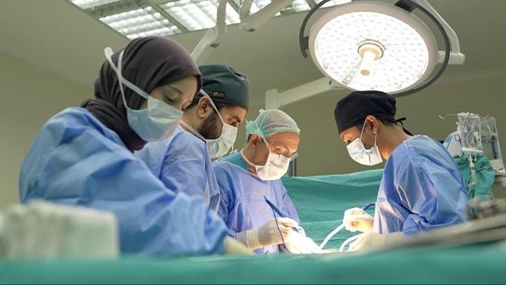 Kansere yakalandı, bağırsağından suni mesane yapıldı