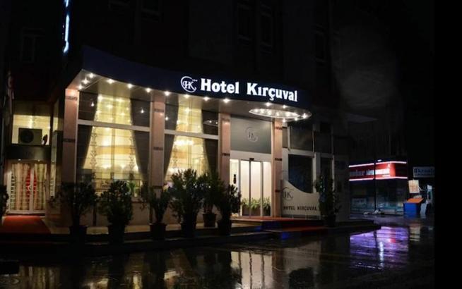 Sporcuların öldüğü Kırçuval Otel davasında mahkeme heyeti, yıllara göre fotoğraflı rapor istedi