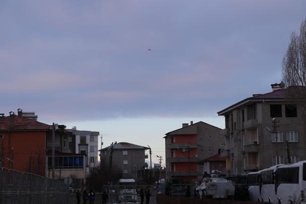 Van Büyükşehir Belediye Başkanı Zeydan, görevden uzaklaştırıldı (2)