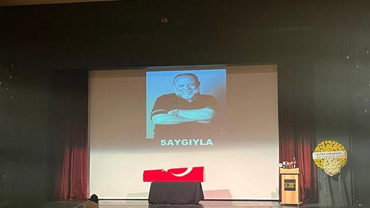 Oyuncu Emin Gümüşkaya, Bursa'da toprağa verildi