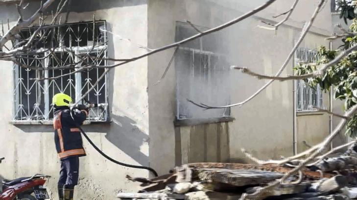 Ev yangınında kundaklama şüphesi