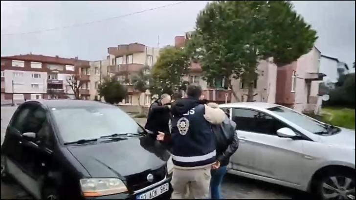 Balıkesir'de uyuşturucu tacirlerine operasyon: 8 tutuklu