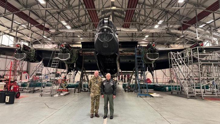 Hava Kuvvetleri Komutanı Orgeneral Kadıoğlu ve beraberindeki heyet Birleşik Krallık’a gitti