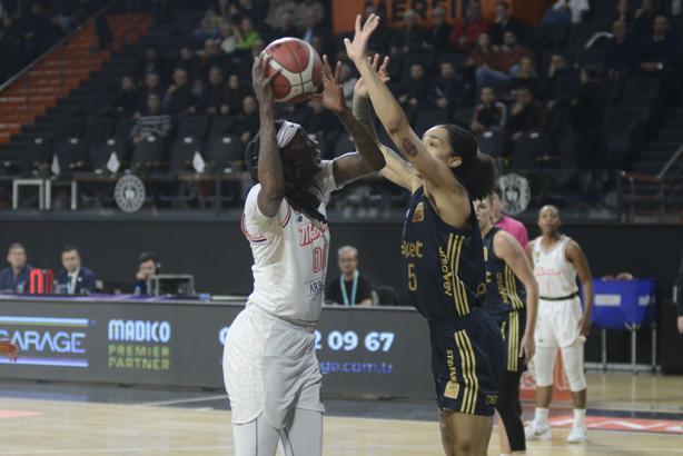 Çimsa ÇBK Mersin - Fenerbahçe Opet: 72-66