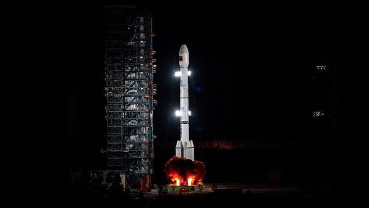 Çin, uzaya yeni uydu gönderdi