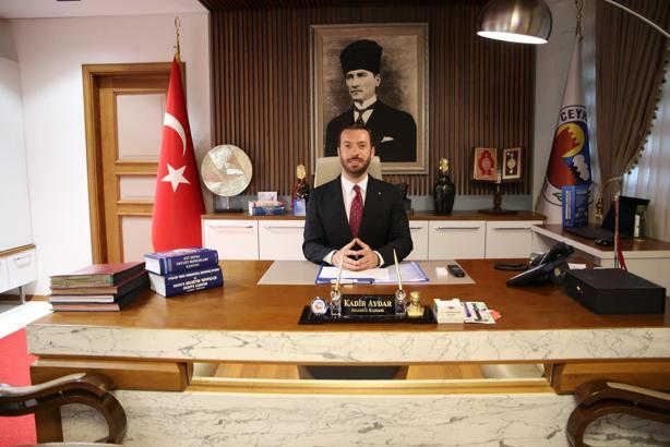 Ceyhan Belediyesi'nden Ramazan ayında her gün 10 bin ücretsiz ekmek dağıtacak