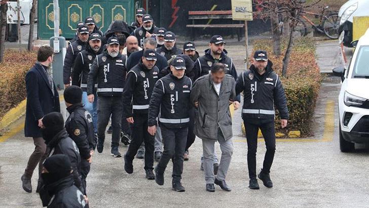 Eskişehir’de tefeci operasyonu; 4 tutuklama